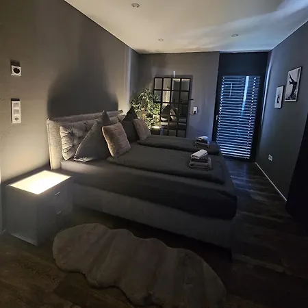 Traumwohnung Mit Sauna Balkon *