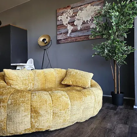Lägenhet Traumwohnung Mit Sauna Balkon *