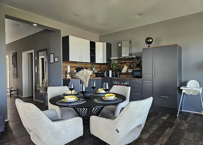 Traumwohnung Mit Sauna Balkon Lejlighed *