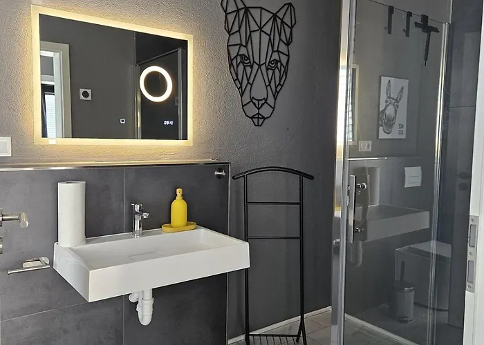 Lägenhet Traumwohnung Mit Sauna Balkon *